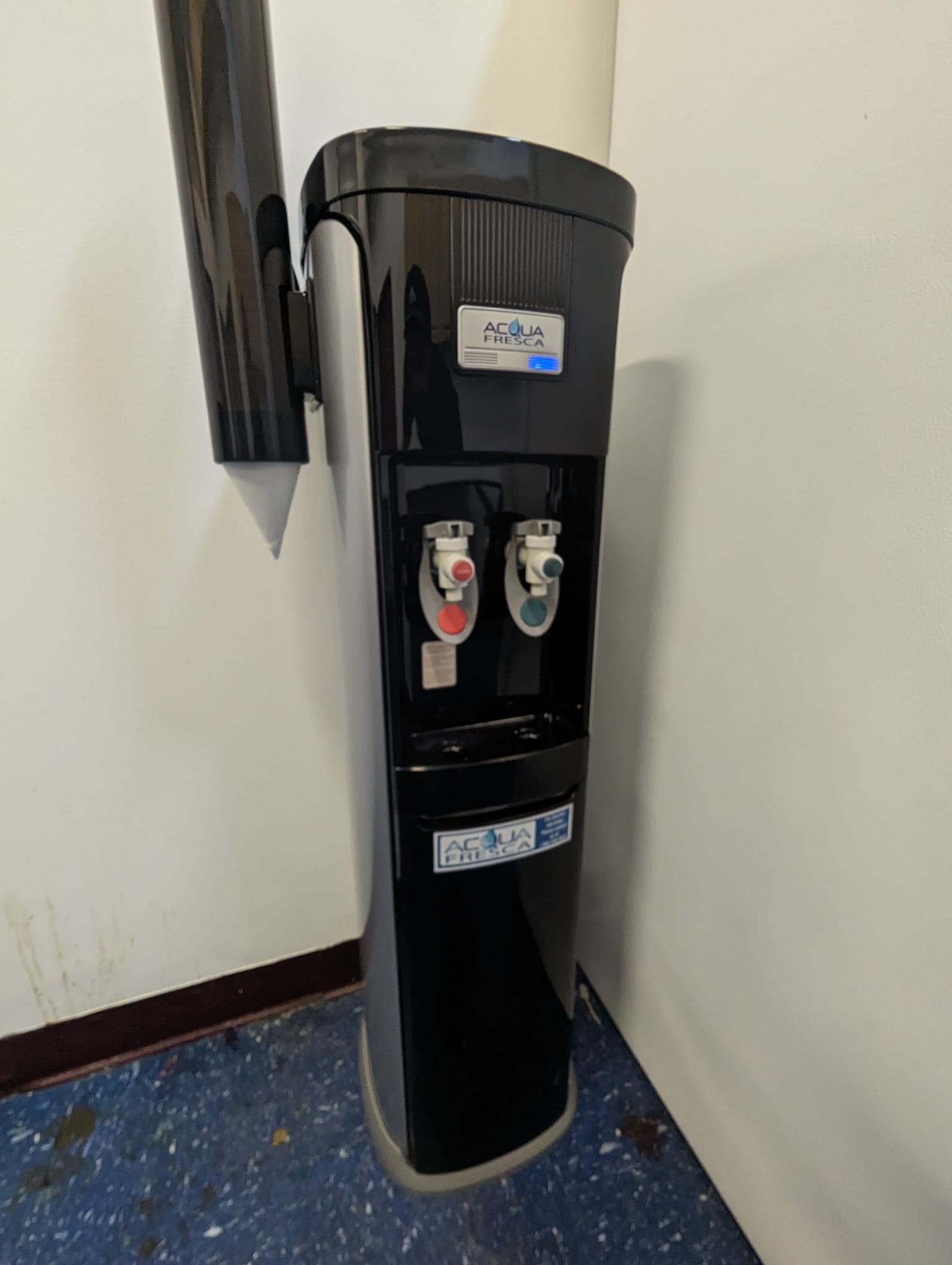 AcquaFrescaInc_BottlessWaterCoolers_4