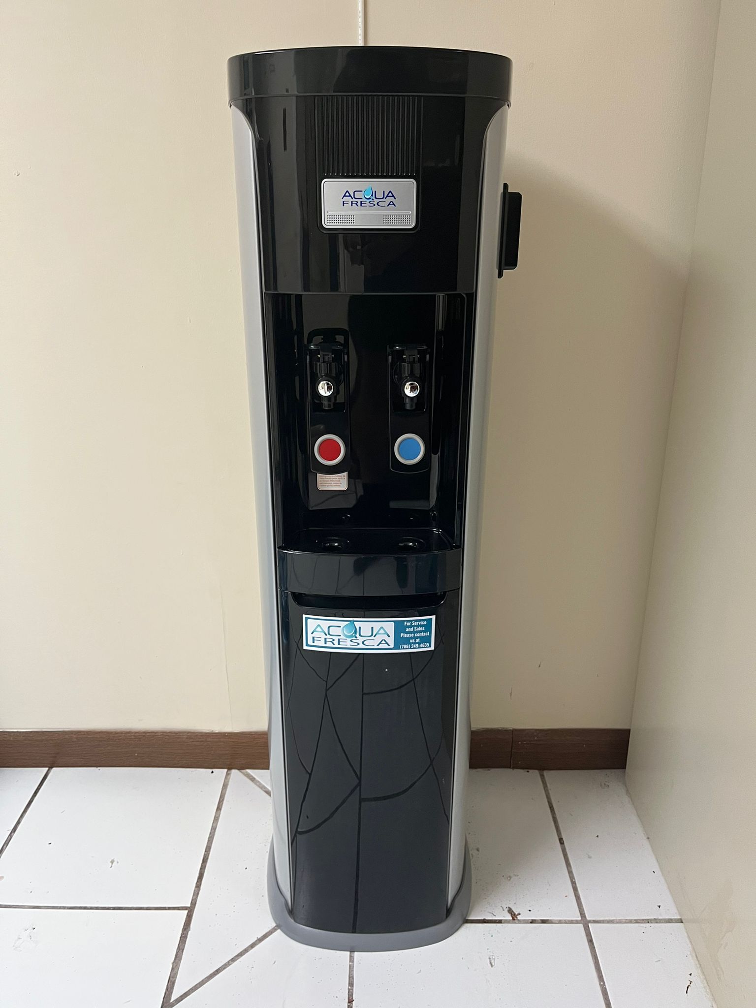 AcquaFrescaInc_BottlessWaterCoolers_59